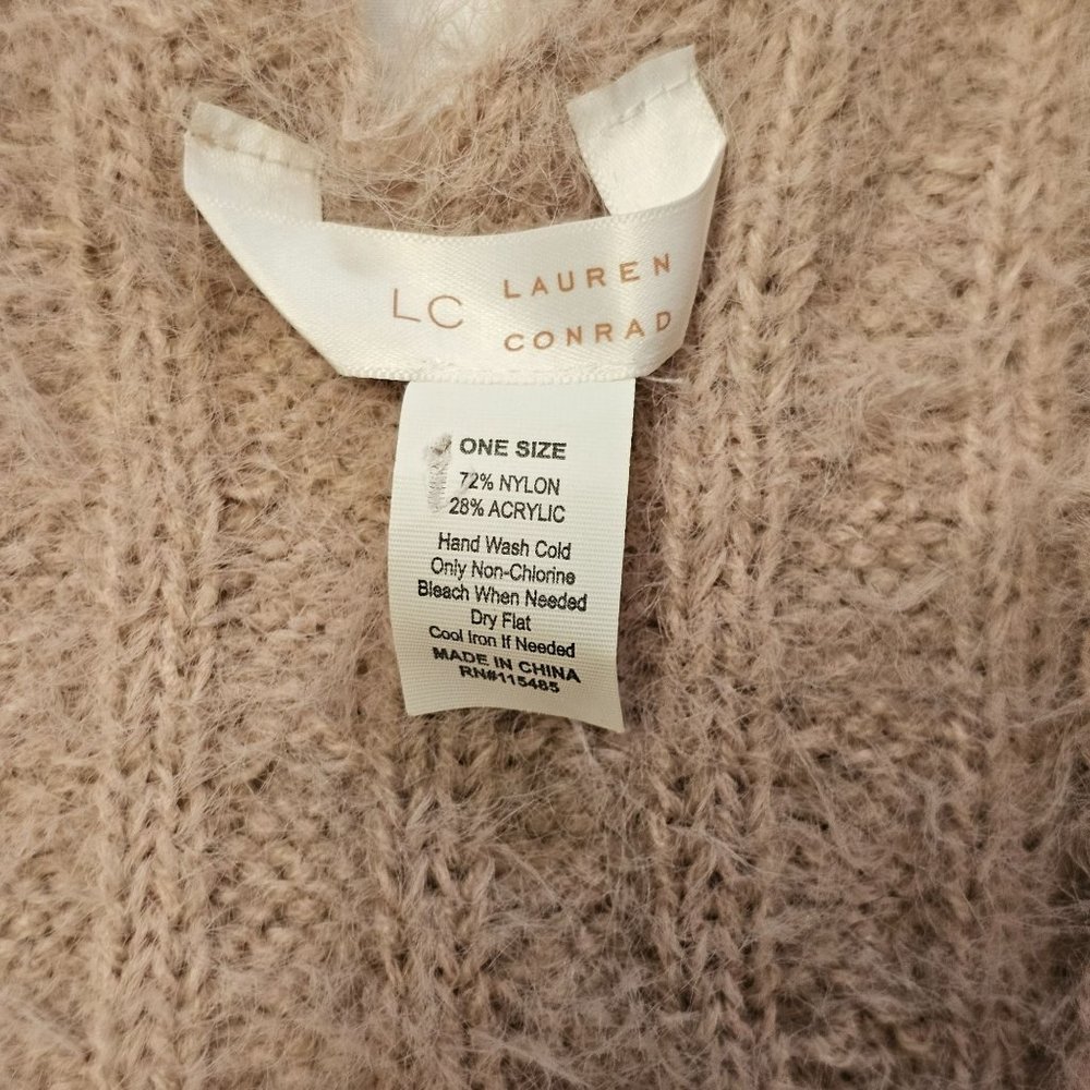 Lauren Conrad Fluffy Sleeveless Open Front Cardigan OS - Picture 6 of 6